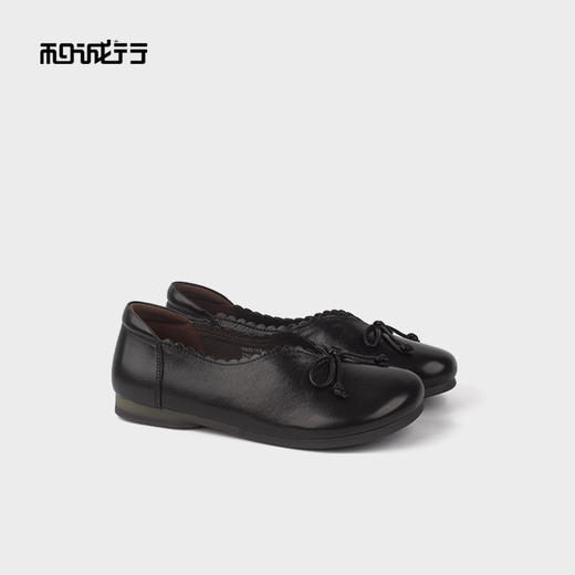 和诚行2025秋季时尚百搭平底女款浅口休闲鞋1930108 商品图0