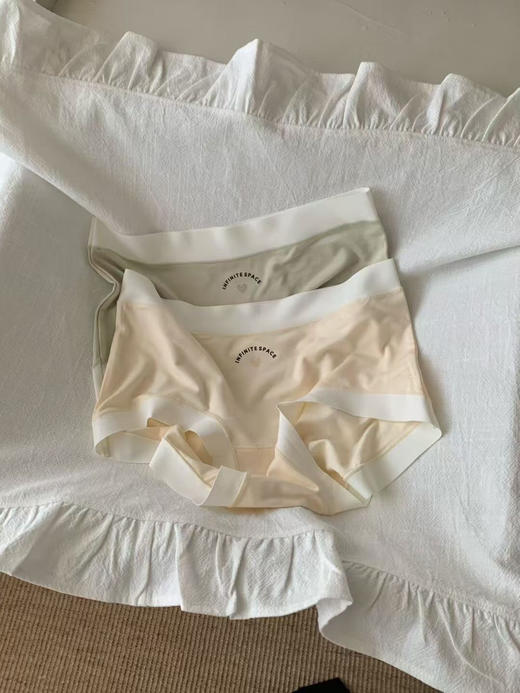 【送手提袋】10条盲盒内裤！2025秋款女棉裆弹力中腰收腹女士三角内裤 多种材质款式随机发 纯棉底档短裤 商品图3
