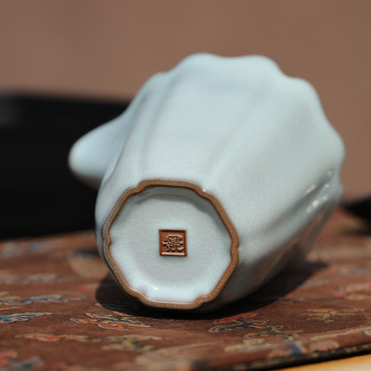 问鼎官窑庚子宋青馨香公杯 商品图1