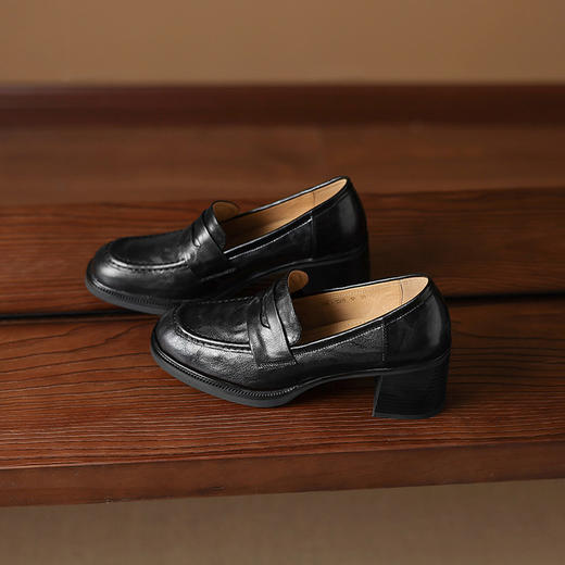 【预售5天】乐福鞋春秋季质感气质头层羊皮圆头高跟舒适百搭单鞋英伦风粗跟HB&5569 商品图4