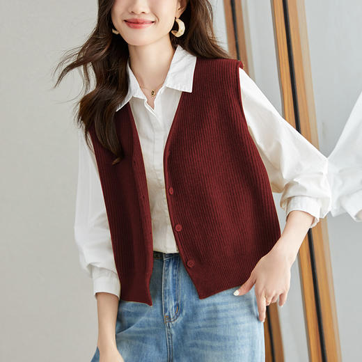 馥迦V领叠穿针织马甲 商品图6