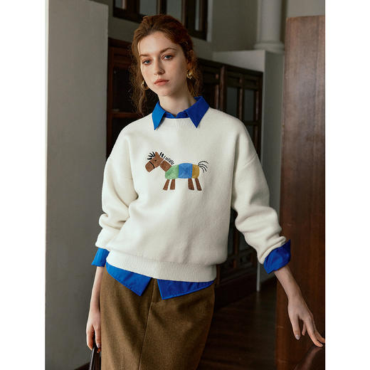 OLrain欧芮儿趣味小马绣花毛织套头衫女秋季2025新款慵懒羊毛上衣 商品图3