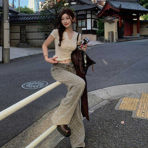 清仓捡漏 张林超LIN BOUTIQUE 解锁甜酷密码 提花设计松弛感阔腿牛仔裤 商品图0