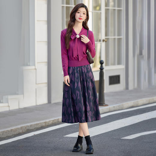 SH088-0825时尚套装2025秋新款女减龄洋气胡蝶结针织衫+半裙两件套裙 商品图3