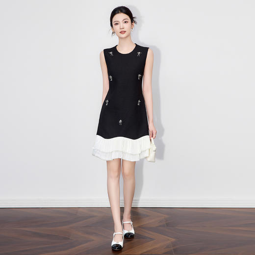 「高货wl」全新升级【铂金会员358/天猫479/差价121】(53223)洛诗琳法式无袖重工钉钻连衣裙2025秋季显瘦花边拼接A字裙 商品图0