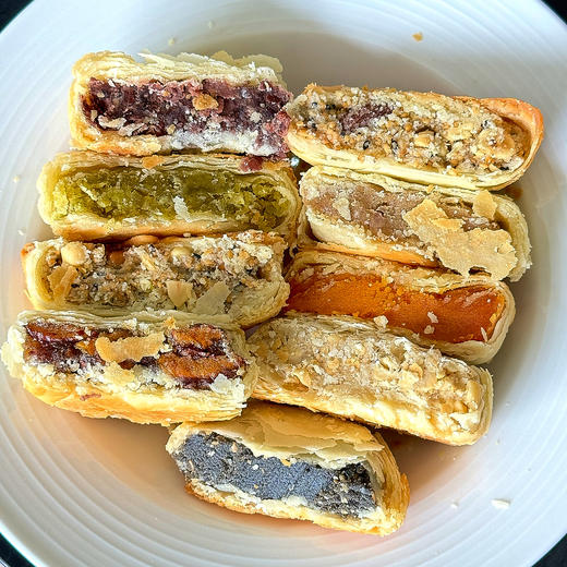 【超值2包装】黄庄福美 传统苏式手工酥皮月饼 皮薄馅多 甜而不腻 经典老式包装 7种口味可选420g/包 商品图0