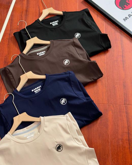 原单品 MAMMUT/猛犸象早秋压胶四色圆领卫衣 商品图7