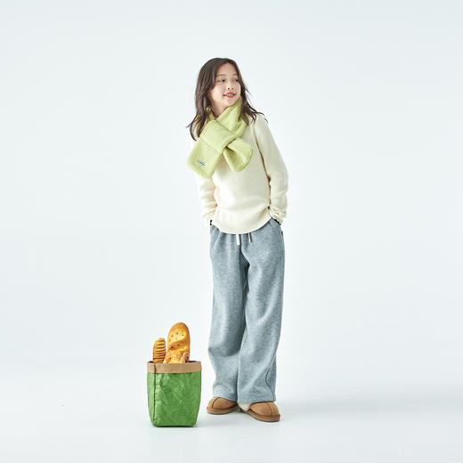 棵初2025年冬季新款亲子中大女童柔软蓬松亲肤围巾保暖微弹围脖 商品图4