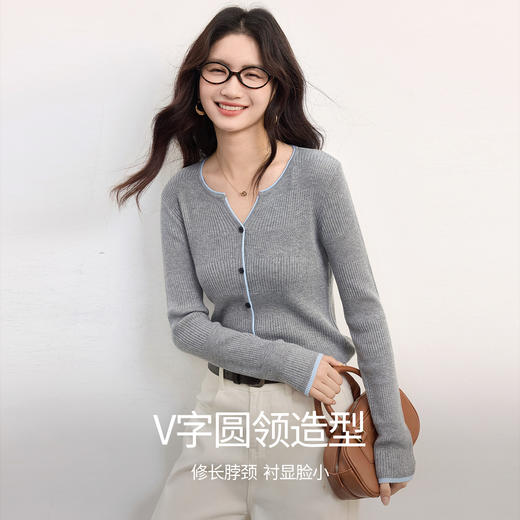 【09/03新品】熙世界桑蚕丝羊毛针织衫女士长袖2025秋季新款撞色边坑条软糯上衣 商品图1