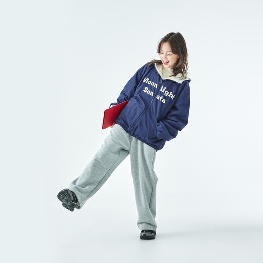 棵初2025年冬季新款亲子中大女童防泼水两面穿外套抗静电绣花上衣 商品图3