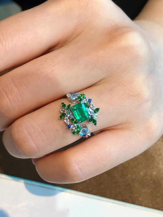 1.045ct刻面祖母绿戒指 商品图1