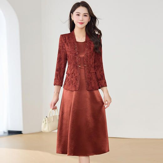 QYM 25Y803-Y妈妈装两件套连衣裙印花西装外套+中长款连衣裙套装 商品图1