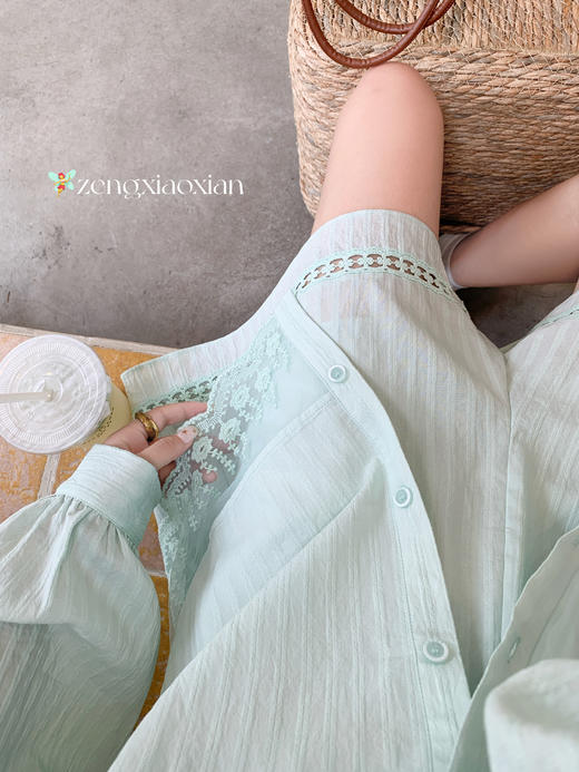 <曾小咸推荐>现货秒杀！最后一波 ！！蕾丝拼接条纹防晒衬衫 日常179.99 立减90 秒杀89.99！花朵镂空拼接短裤 日常139.99 立减80 秒杀59.99！ 商品图6