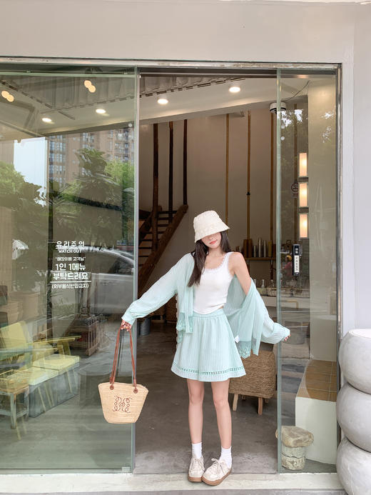 <曾小咸推荐>现货秒杀！最后一波 ！！蕾丝拼接条纹防晒衬衫 日常179.99 立减90 秒杀89.99！花朵镂空拼接短裤 日常139.99 立减80 秒杀59.99！ 商品图8