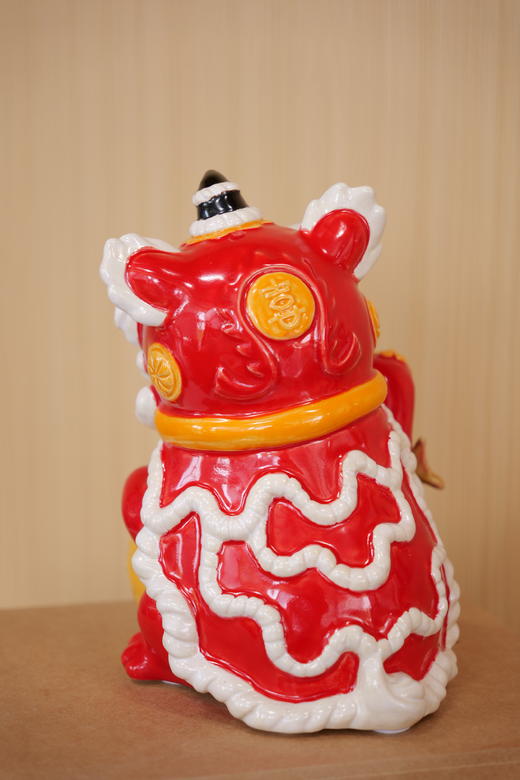 狮来运转·陶艺摆件 佛山传媒×石湾美陶联名定制  方颖图作品 带礼盒带证书 商品图4