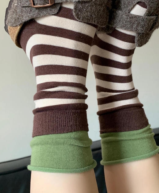 ✨当下ins火爆🔥独立设计师款❗只需💰29.9￥到手6双【美拉德双袜口条纹中筒袜】💕巨洋气条纹撞色真的很chic ⚠️卖了几十万双无一差评 这个价格闭眼入❗ 商品图5