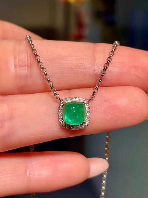 1.5ct糖塔祖母绿项链 商品图0