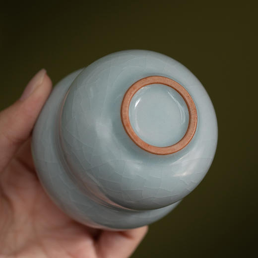 热卖！上新了故宫·汝窑五福杯 ，喝茶=接五帝福运！五种中国古典之美（5杯）红金礼盒装 赠手提礼袋 商品图8