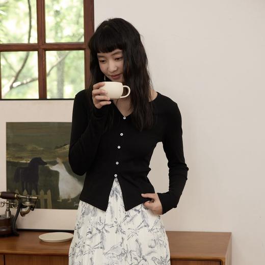 【SUTUS】小香V领开衫丨谁穿都显瘦！通勤穿搭小心机 商品图1