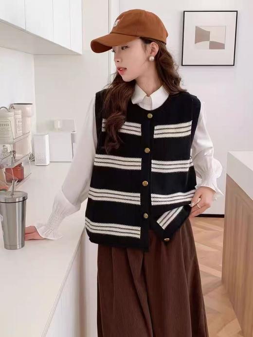 【孤品捡漏】G140黑白金扣条纹马甲-喜出 商品图2