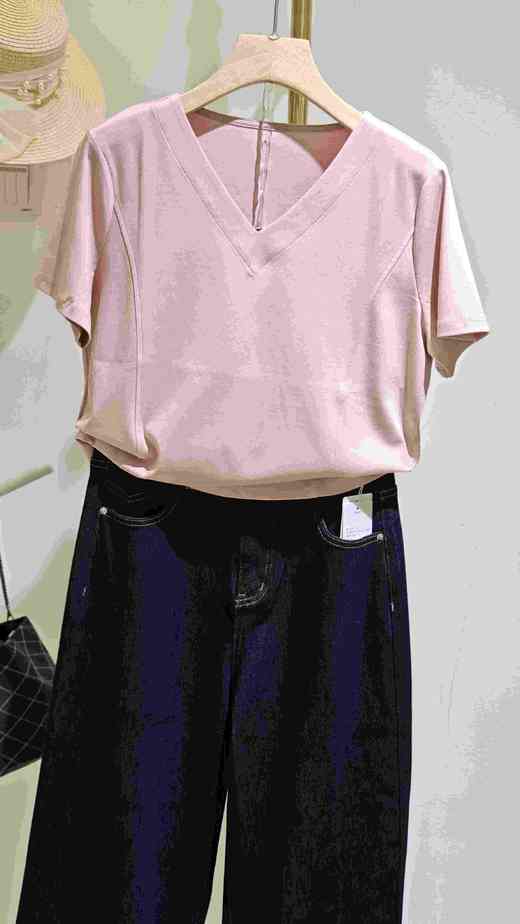 58M749新品上新 V领80支丝光棉T 商品图1