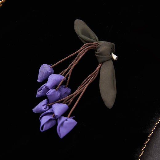 「高货wl」全新升级【铂金会员312/天猫419/差价107】(41029)洛诗琳新中式四方立绒马甲2025秋季气质国风胸针无袖外套 商品图2