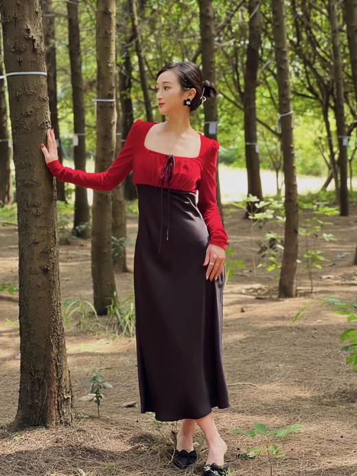 QG2788#法式方领蝴蝶结系带连衣裙 商品图0