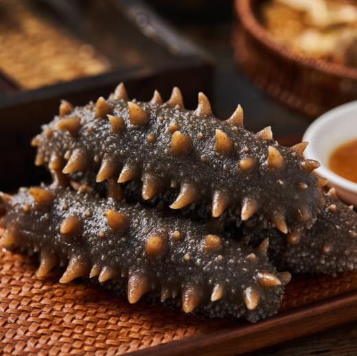 仁和御膳即食海参普通装，仁和集团旗下高端膳食品牌，选用纯正大连地产刺参，低温熟化工艺，锁住活参营养， 解冻即食，固形物含量》80%。2斤起售，全国顺丰包邮。 商品图1