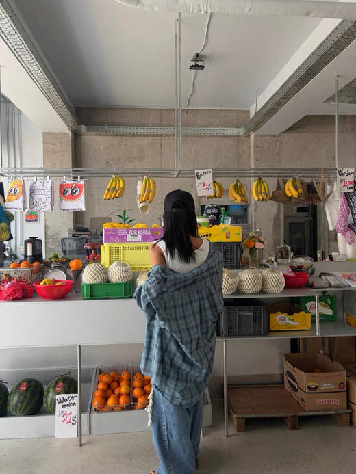 老米优品🎈3-5天发！把松弛感穿成日常~《 100%棉 复古格纹衬衫》水洗过的做旧感棉纱，让每道格纹都藏着故事 , 慵懒随性~ CY250827A 商品图4