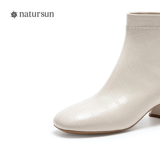 natursun肌理感粗跟时装靴冬季加绒新款女复古马丁靴显瘦短筒靴子N25626903 商品图3