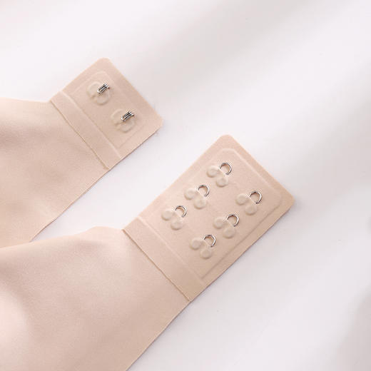 无痕蚕丝小V领裸感文胸 蚕丝里杯 无缝贴合 软撑V领 商品图4