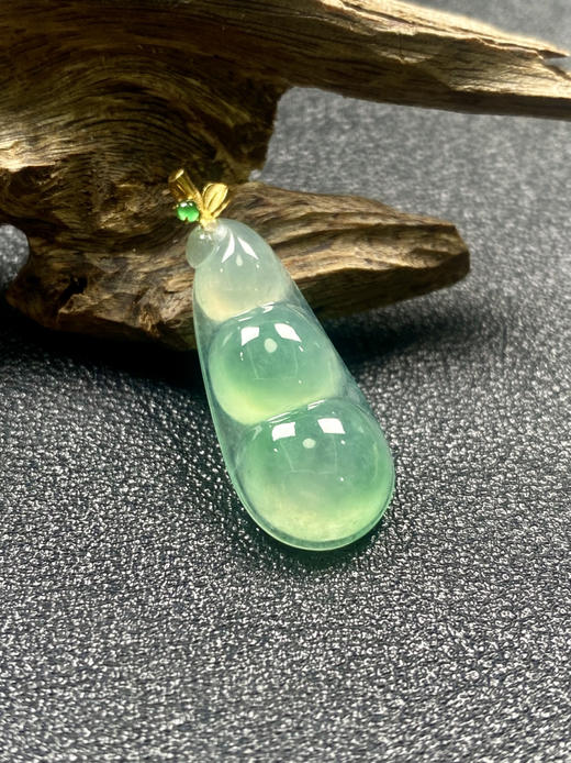 【FC0121】18K镶嵌翡翠冰种晴水福豆吊坠  冰润光泽  色泽甜美  福气满满 商品图0