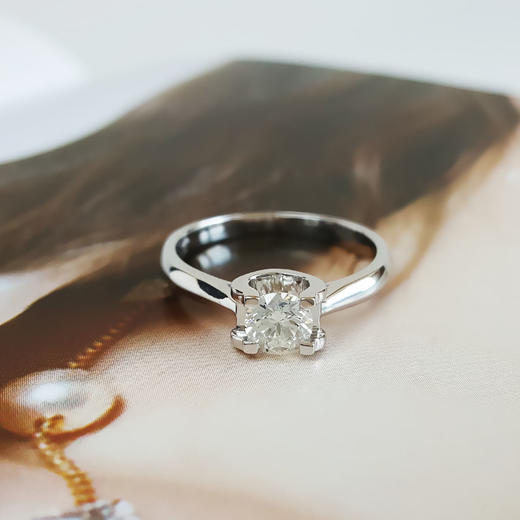 【天然正品】AU750白金经典简约牛头款0.38克拉钻石戒指10号（戒圈可改）女士现售价：3580！190825NJS08 商品图4