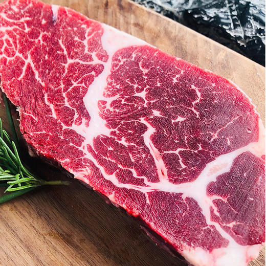 用实惠的价格买到好吃放心的牛排 亲心静腌牛排/和牛M9/牛肉饼/安格斯谷饲西冷/和牛牛肉饼/大鸡排 商品图6