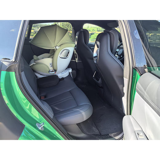 小米汽车 小米YU7 超长续航后驱版【长租-北京】 商品图9