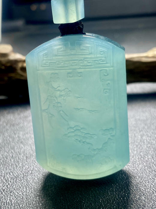 【FC0130】翡翠蓝水梅竹牌挂件  庄厚大气  色泽清雅 玉质温润细腻 雕工精美  君子牌 商品图1