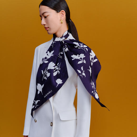 桑蚕丝 双面印花长巾-兰香疏影 商品图0