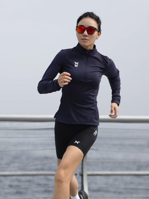 BODYWIT赤乌2.0女拼色立领长袖T恤 商品图1