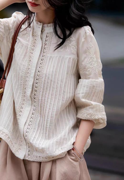 时光小溪法式刺绣衬衫重工木耳领泡泡袖上衣 商品图2