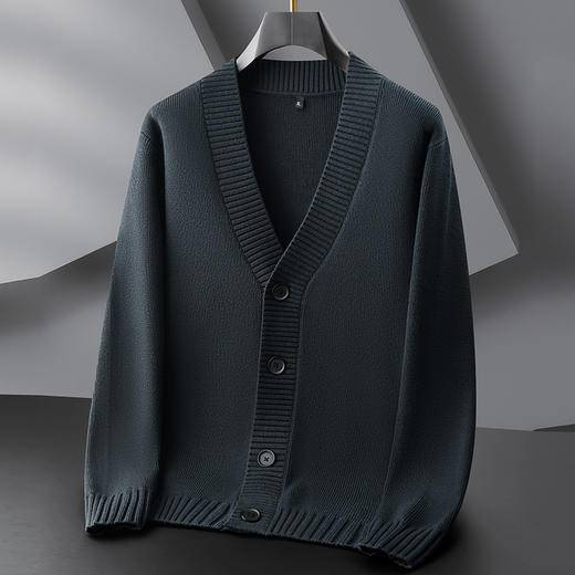【DPF】大依优型大码男士开衫外套V领百搭秋季新款男士商务轻奢高品质开衫加肥加大码时尚休闲针织外套针织衫 商品图9