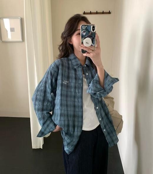 老米优品🎈3-5天发！把松弛感穿成日常~《 100%棉 复古格纹衬衫》水洗过的做旧感棉纱，让每道格纹都藏着故事 , 慵懒随性~ CY250827A 商品图1