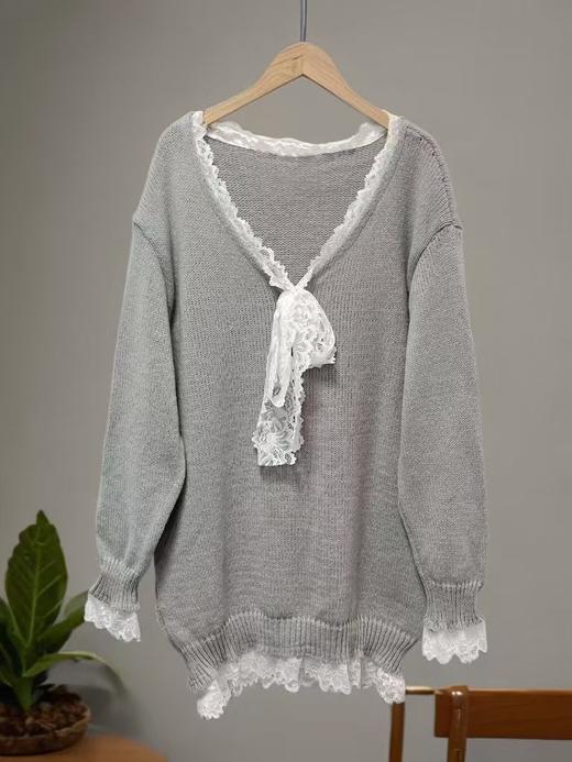 【孤品捡漏】（样衣）G77蕾丝灰色大v领中长毛衣-喜出 商品图1