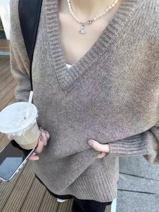 【孤品捡漏】G149灰色大V领针织毛衣-喜出 商品图1