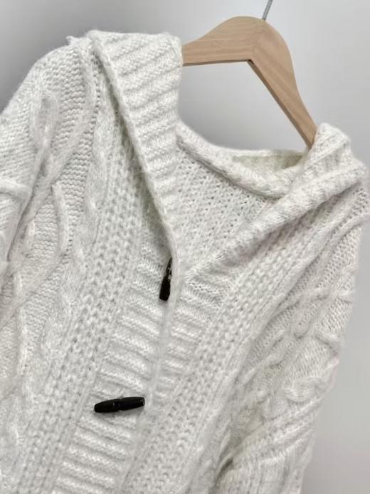 【孤品捡漏】G147麻花粗针开衫毛衣-喜出 商品图1