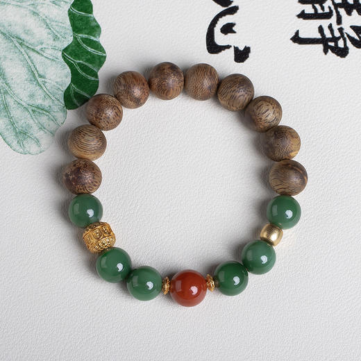 xy0574沉香南红碧玉手串 商品图0