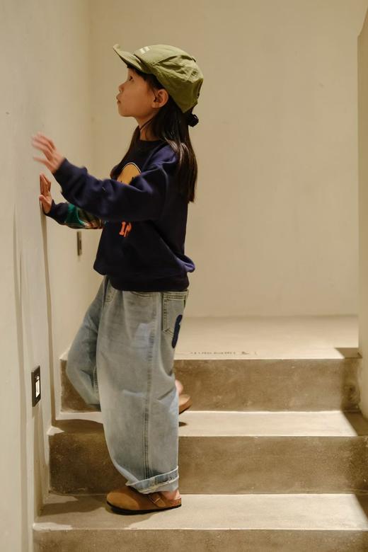 2025秋冬imp原创儿童格纹拼袖笑脸印花藏青色圆领棉毛圈卫衣! 商品图3