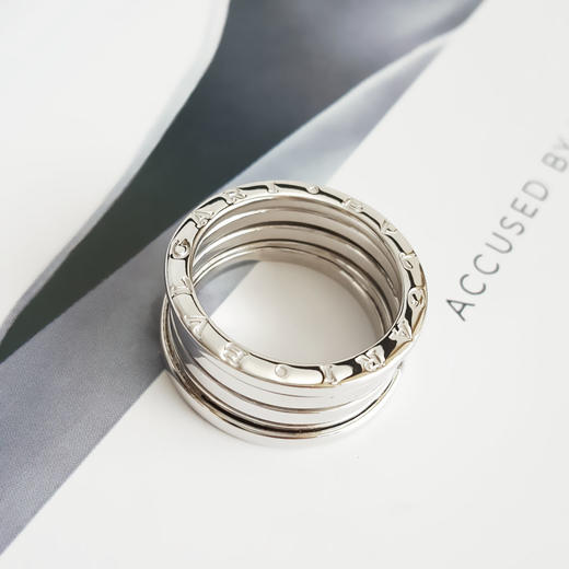 【天然正品】AU750白金经典时尚高定定制款弹簧戒指20号（皆取最大值）女士现售价：9680！110825TJ24 商品图4