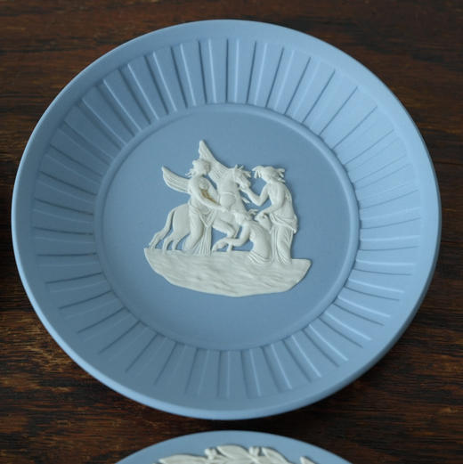 英国Wedgwood Jasperware系列玉石浮雕首饰盘 商品图4