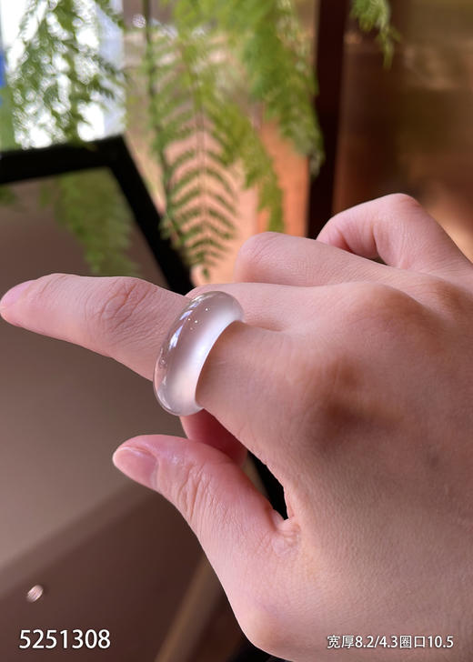 5251308，扳指，圈口10.5。具体价格微信咨询 商品图3
