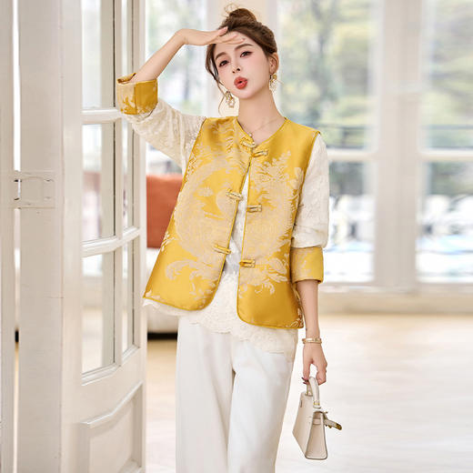 HR CPYY8118新中式提花缎面盘扣马甲蕾丝两件套 商品图0